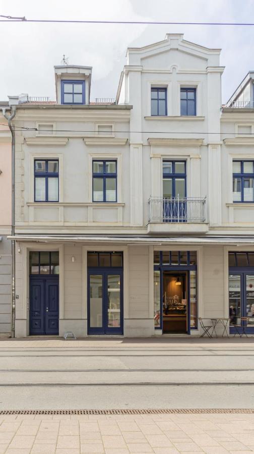 Modernes Apartment - Zentral, Ruhig, Wlan, Netflix, Kueche, Schreibtisch, Parkplatz, Waschtrockner 콧부스 외부 사진